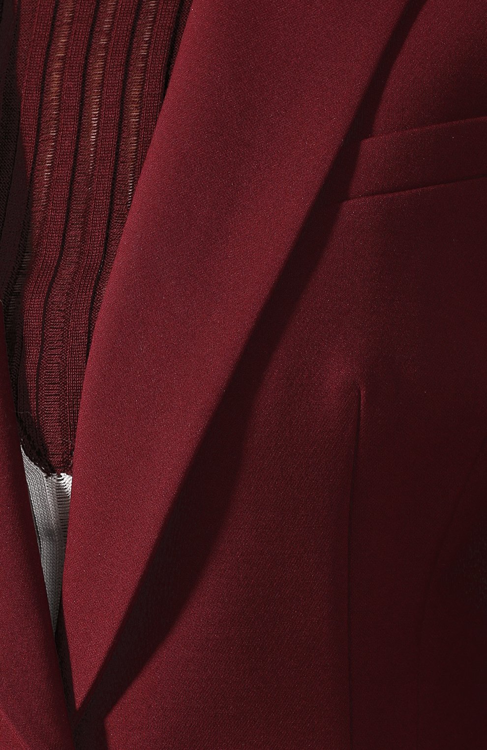 Приталенный жакет из смеси шерсти и шелка ALEXANDER MCQUEEN бордового цвета по цене 276000 руб., арт. 530052/QLJ09, фото 5 Приталенный жакет из смеси шерсти и шелка ALEXANDER MCQUEEN, арт. 530052/QLJ09, фото 5