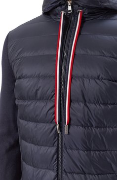 Мужской комбинированный кардиган MONCLER темно-синего цвета, арт. 9B00005/M1367 | Фото 5 (Рукава: Длинные; Длина (для топов): Стандартные; Материал внешний: Хлопок; Стили: Кэжуэл; Мужское Кросс-КТ: Кардиган-одежда; Застежка: Молния; Материал утеплителя: Пух и перо)
