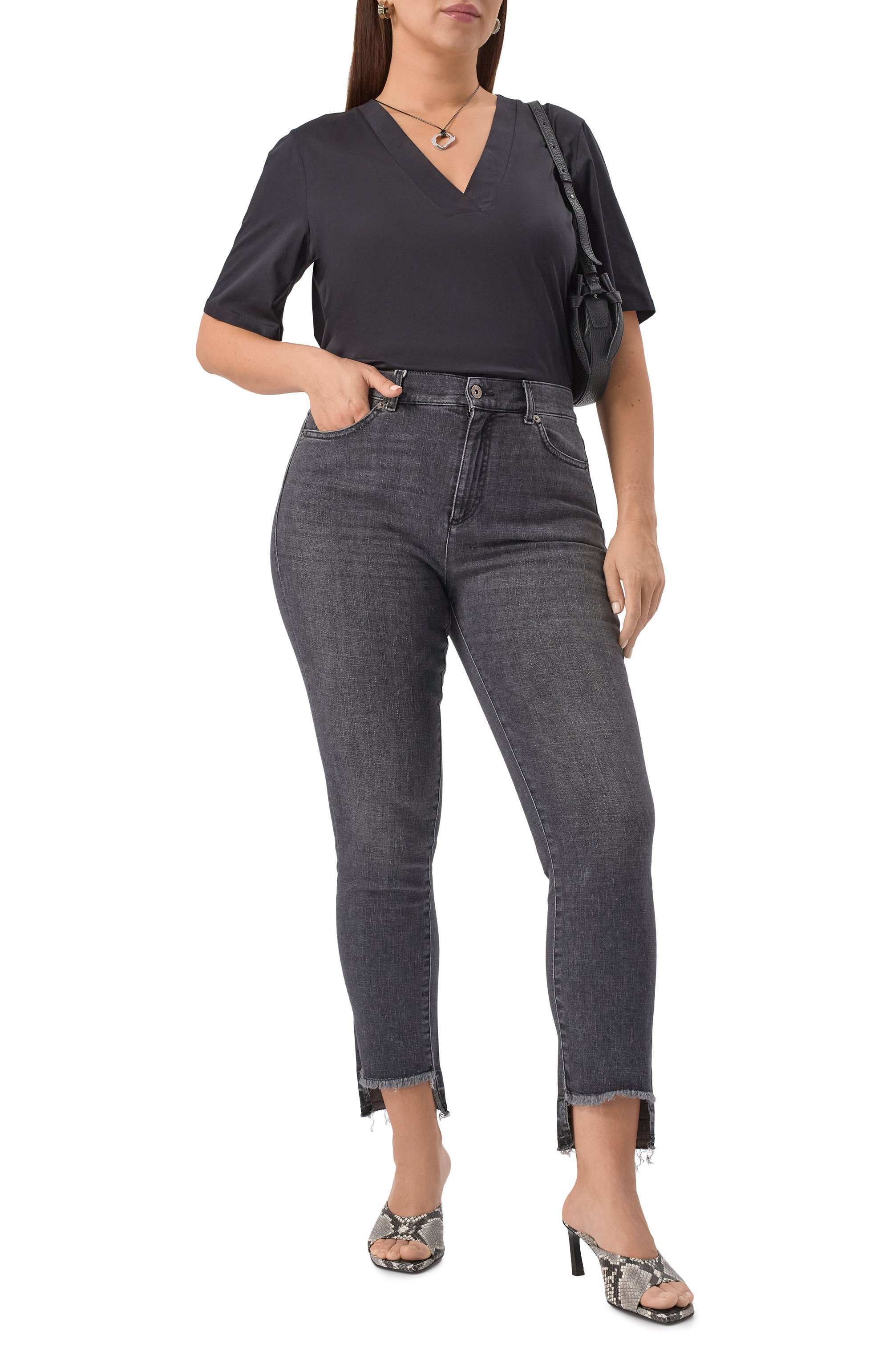 Хлопковая футболка MARINA SPORT черного цвета по цене 14500 руб., арт. SESAM0, фото 2 Хлопковая футболка MARINA SPORT, арт. SESAM0, фото 2