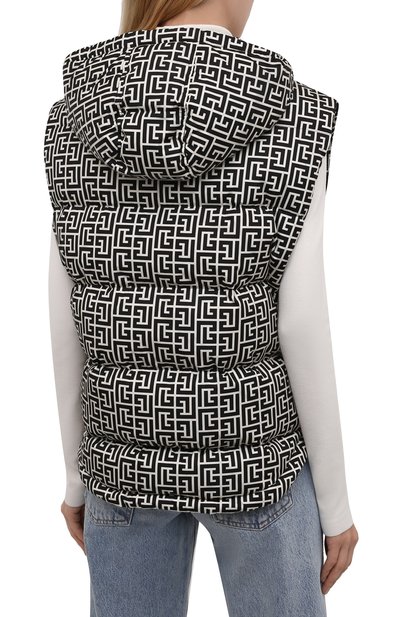 Пуховый жилет BALMAIN черно-белого цвета по цене 214500 руб., арт. WF1T0009/I710, фото 4 Пуховый жилет BALMAIN, арт. WF1T0009/I710, фото 4
