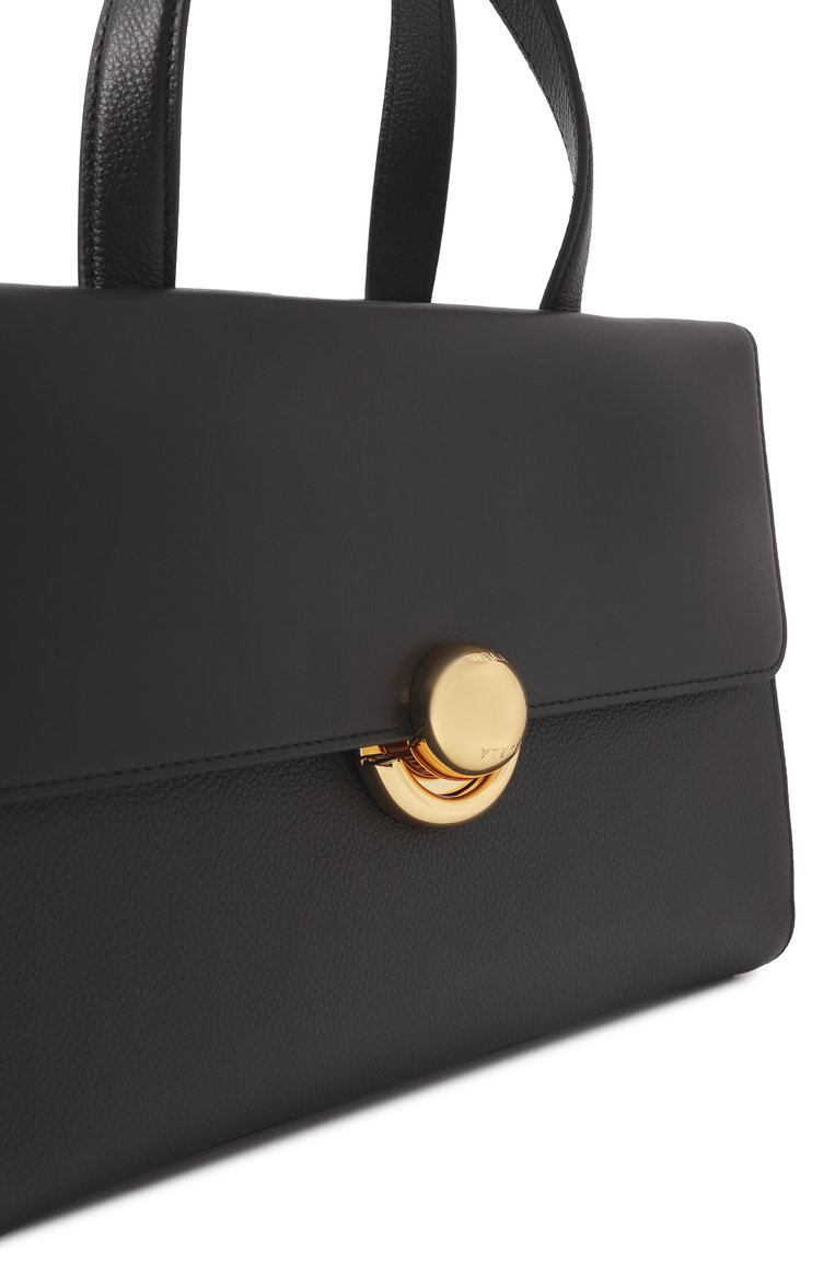Женская сумка furla sfera medium FURLA черного цвета, арт. WB01579/BX3323 | Фото 3 (Размер: medium; Материал: Натуральная кожа; Ремень/цепочка: На ремешке; Драгоценные камни: Проставлено; Материал сплава: Проставлено)