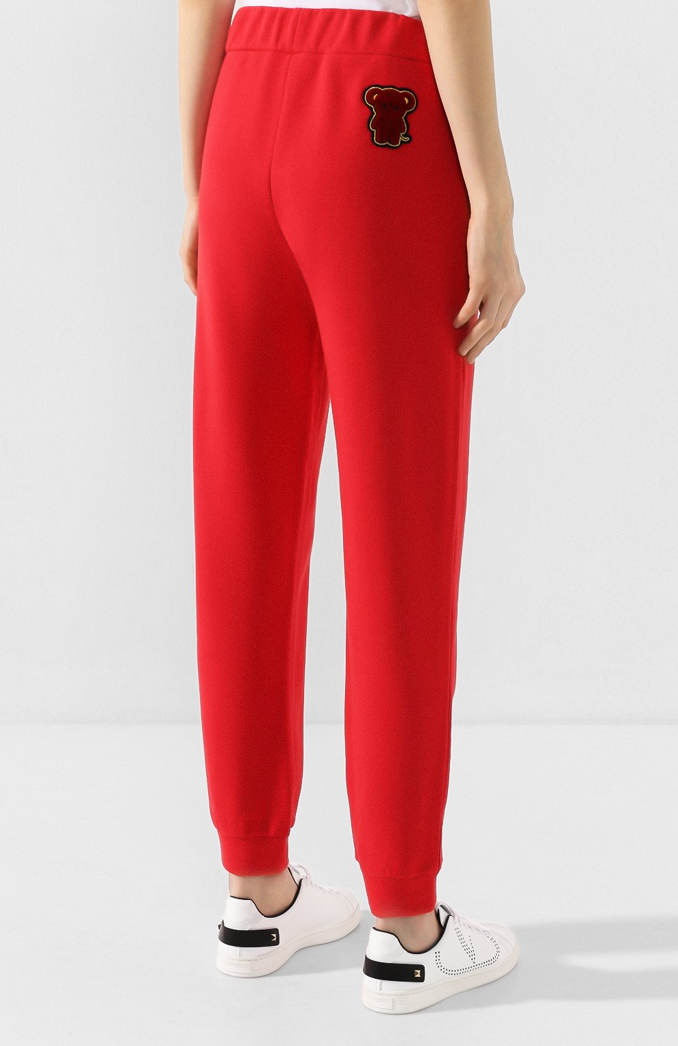 Джоггеры EMPORIO ARMANI красного цвета по цене 23150 руб., арт. 3H2P7B/2J62Z, фото 4 Джоггеры EMPORIO ARMANI, арт. 3H2P7B/2J62Z, фото 4