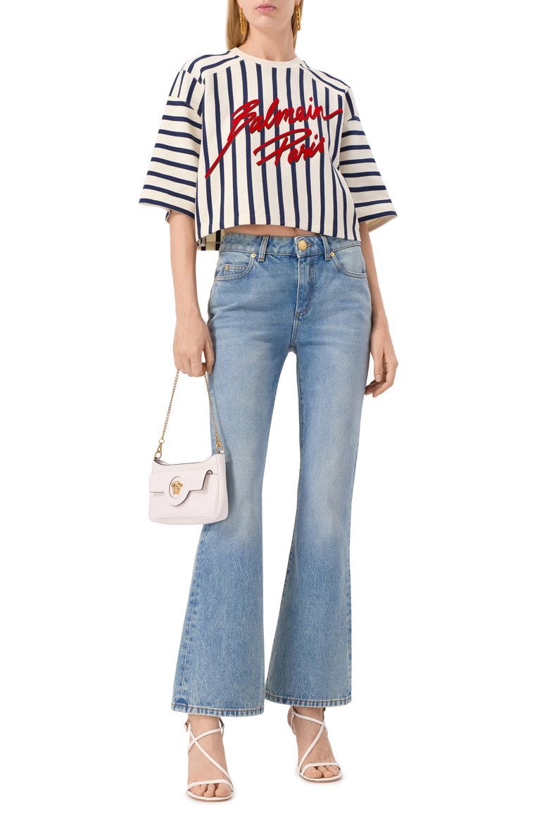 Женская хлопковая футболка BALMAIN кремового цвета, арт. EF1EE080/BC95 | Фото 2 (Длина (для топов): Укороченные; Стили: Кэжуэл; Принт: С принтом; Рукава: Короткие; Материал внешний: Хлопок; Автоматизация состава: Проставлено; Автоматизация ТО: Проставлено)