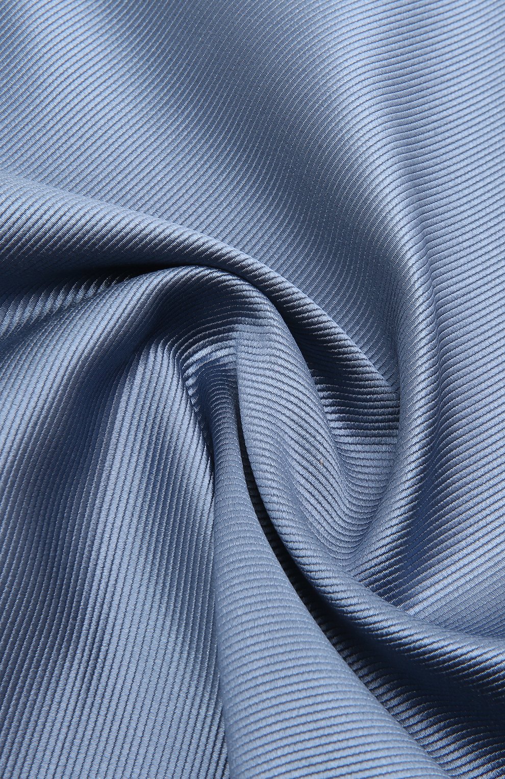 Шелковый платок GIORGIO ARMANI голубого цвета по цене 11850 руб., арт. 360023/0P901, фото 2 Шелковый платок GIORGIO ARMANI, арт. 360023/0P901, фото 2