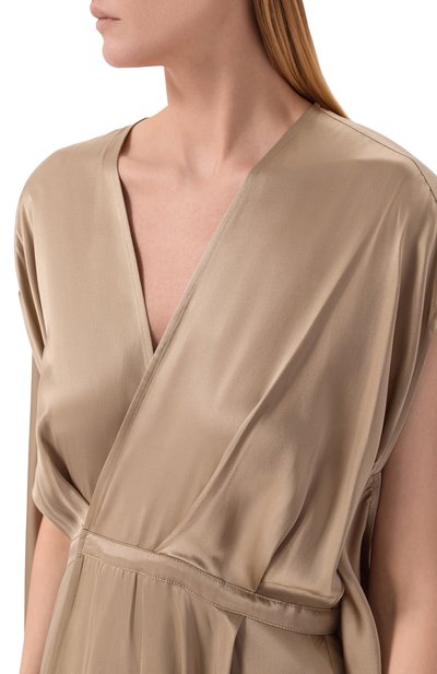 Атласное платье CO бежевого цвета по цене 129000 руб., арт. 4497NLSC-S26, фото 4 Атласное платье CO, арт. 4497NLSC-S26, фото 4