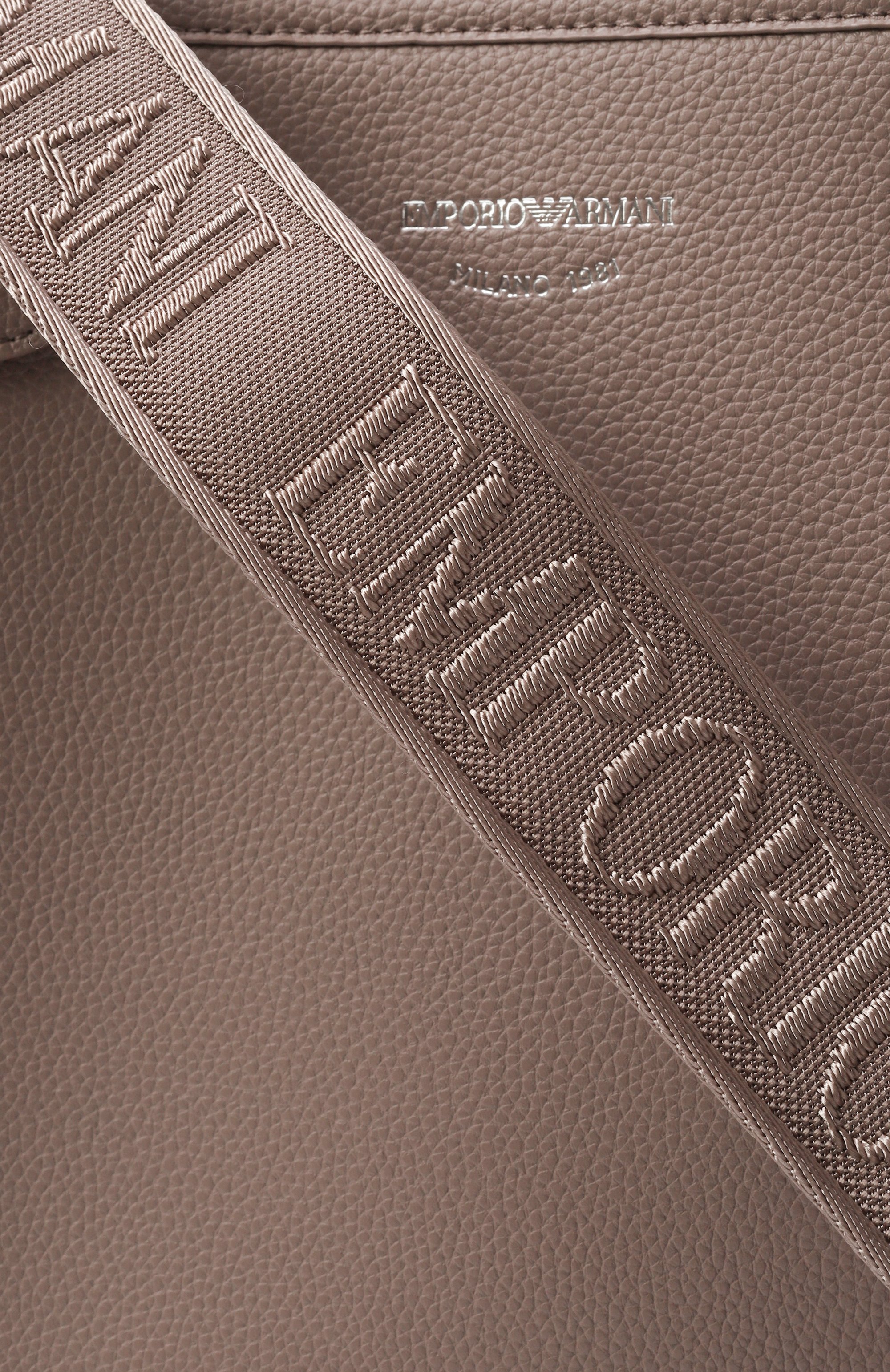 Сумка-тоут myea medium EMPORIO ARMANI темно-бежевого цвета по цене 37800 руб., арт. EW000360/AF12036, фото 3 Сумка-тоут myea medium EMPORIO ARMANI, арт. EW000360/AF12036, фото 3