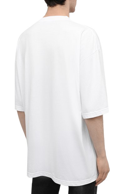 Хлопковая футболка BALENCIAGA белого цвета по цене 46600 руб., арт. 641614/TJVI3, фото 4 Хлопковая футболка BALENCIAGA, арт. 641614/TJVI3, фото 4