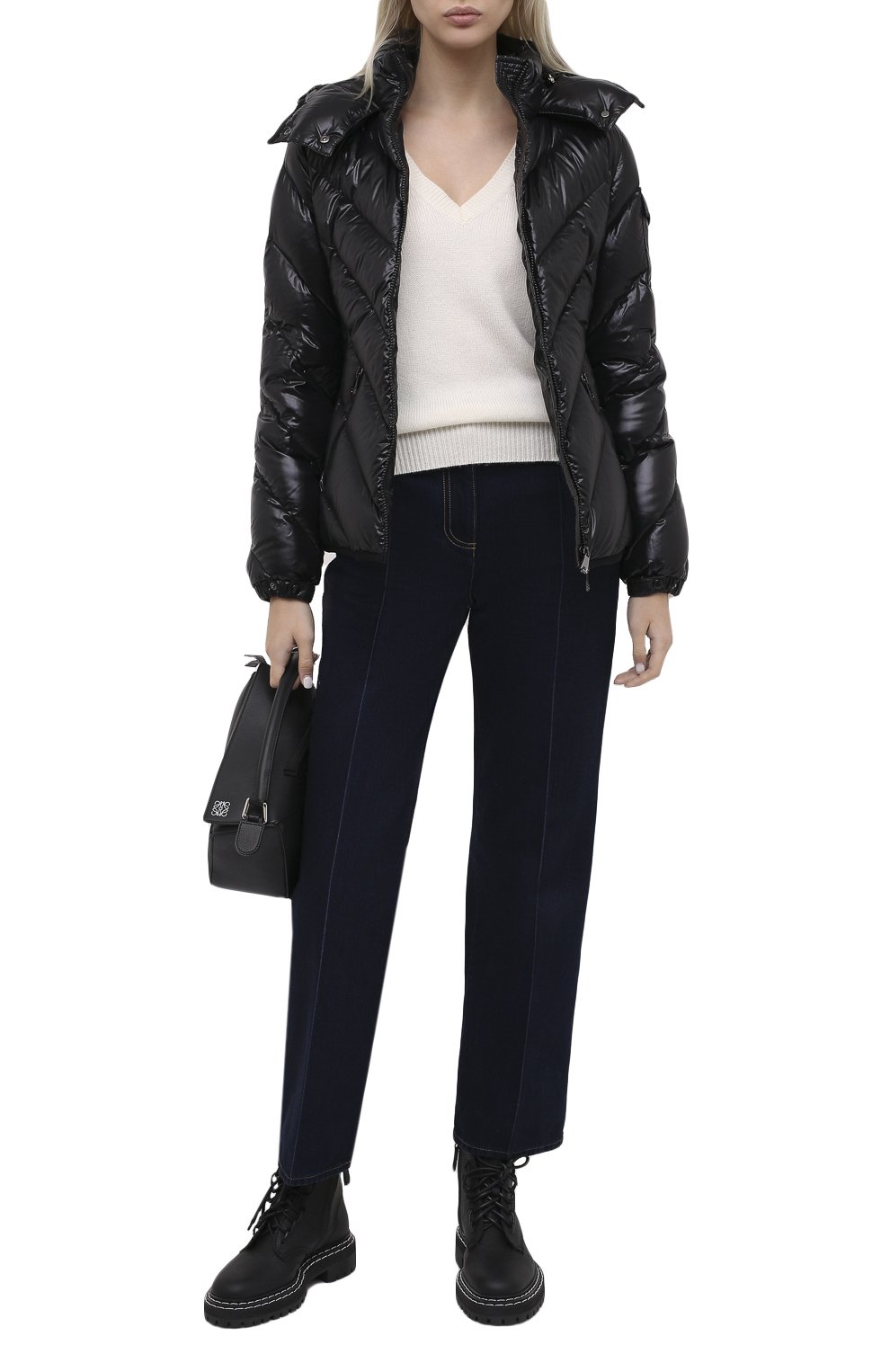 Пуховик MONCLER черного цвета по цене 144500 руб., арт. F2-093-1B512-00-C0064, фото 2 Пуховик MONCLER, арт. F2-093-1B512-00-C0064, фото 2