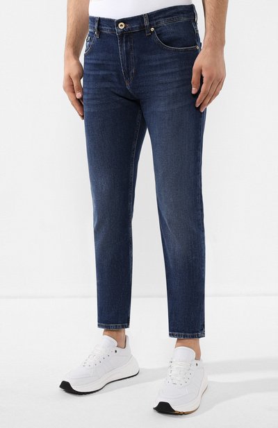 Джинсы VERSACE JEANS COUTURE синего цвета по цене 17300 руб., арт. A2GUA0SN-UUP500 RIC.VJC 19/60511, фото 3 Джинсы VERSACE JEANS COUTURE, арт. A2GUA0SN-UUP500 RIC.VJC 19/60511, фото 3