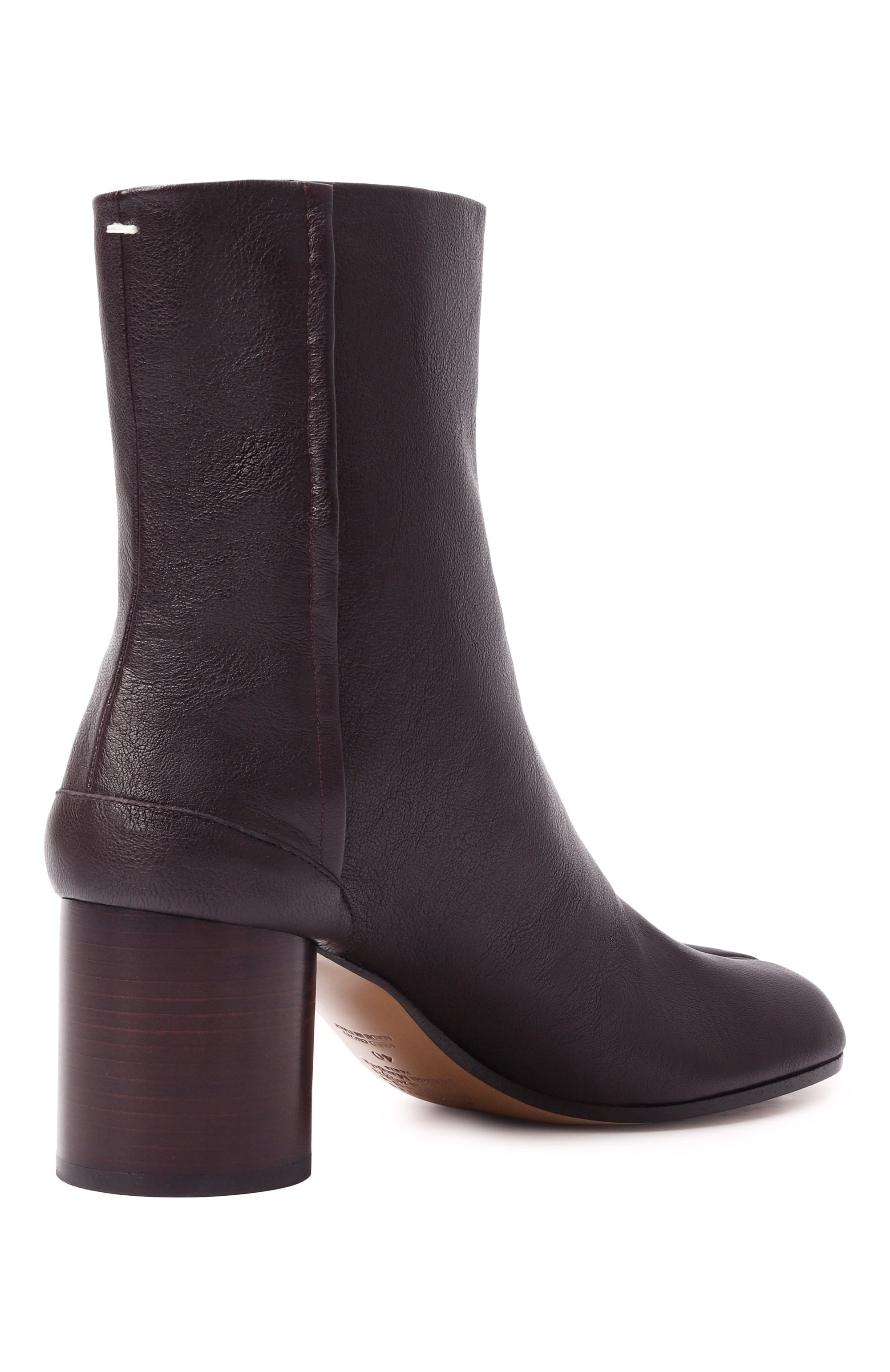 Кожаные ботильоны tabi MAISON MARGIELA темно-коричневого цвета по цене 165000 руб., арт. S58WU0246/P3753, фото 5 Кожаные ботильоны tabi MAISON MARGIELA, арт. S58WU0246/P3753, фото 5