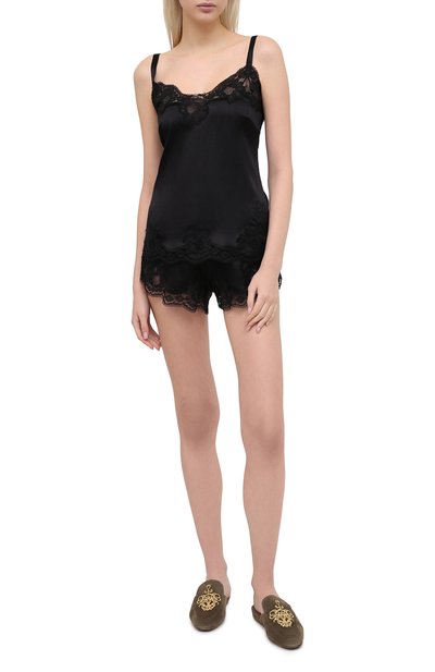 Шорты из шелка и хлопка DOLCE & GABBANA черного цвета по цене 33650 руб., арт. 03B35T/FUAD8, фото 2 Шорты из шелка и хлопка DOLCE & GABBANA, арт. 03B35T/FUAD8, фото 2