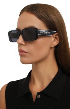 Женские солнцезащитные очки DIOR EYEWEAR синего цвета, арт. WILDI0R S2U 30B0 | Фото 2 (Региональные ограничения белый список (Axapta Mercury): Не проставлено; Нос: Не проставлено; Материал: Пластик; Тип очков: С/з; Оптика Гендер: оптика-женское; Очки форма: Прямоугольные)