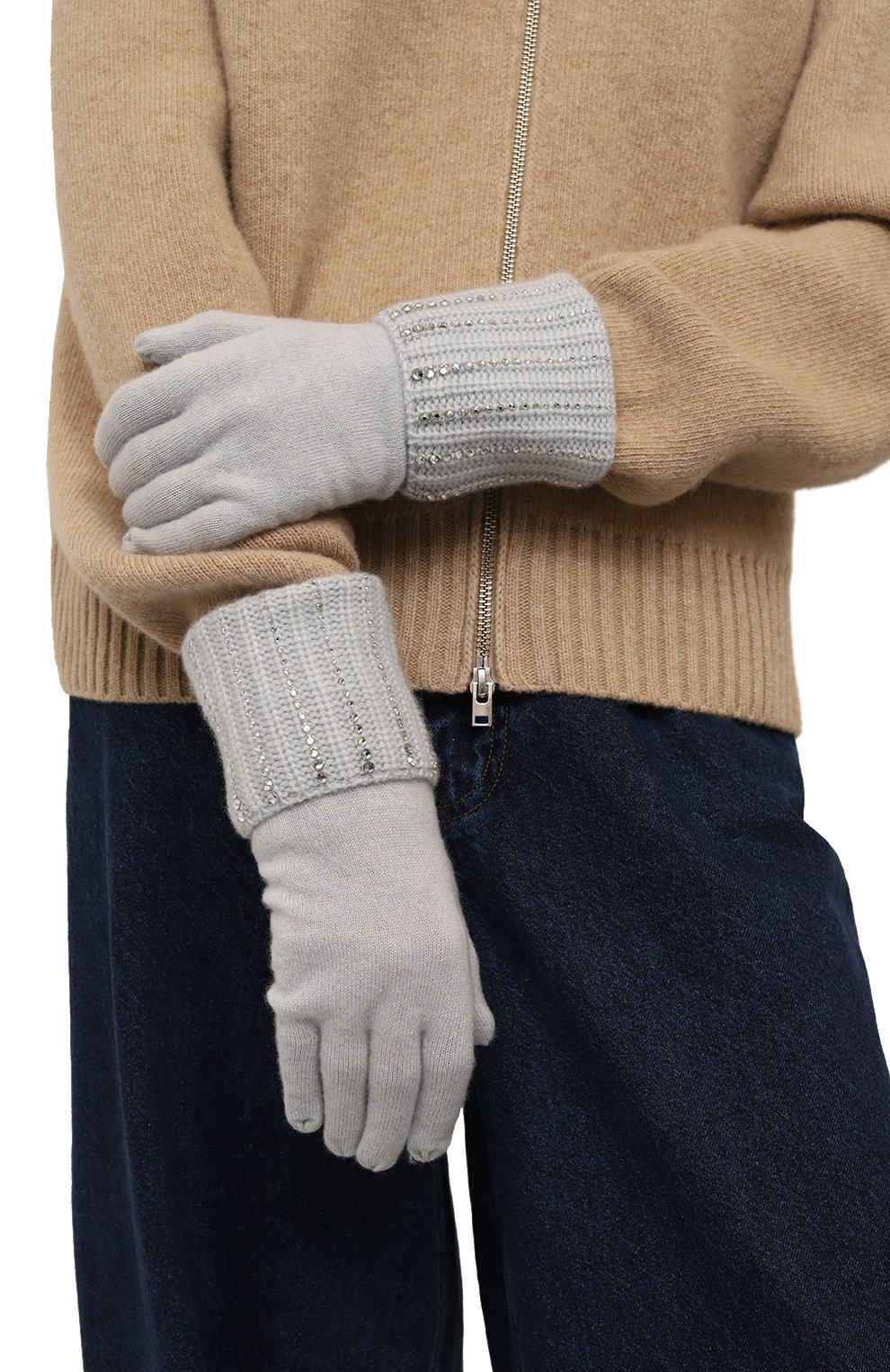 Кашемировые перчатки WILLIAM SHARP голубого цвета по цене 59950 руб., арт. A113-16, фото 2 Кашемировые перчатки WILLIAM SHARP, арт. A113-16, фото 2