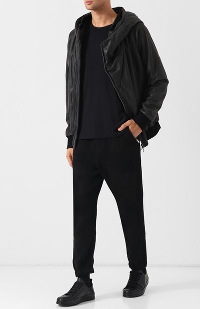 Шерстяные брюки прямого кроя с поясом на кулиске RICK OWENS черного цвета по цене 59650 руб., арт. RU18F1394/WH, фото 2 Шерстяные брюки прямого кроя с поясом на кулиске RICK OWENS, арт. RU18F1394/WH, фото 2