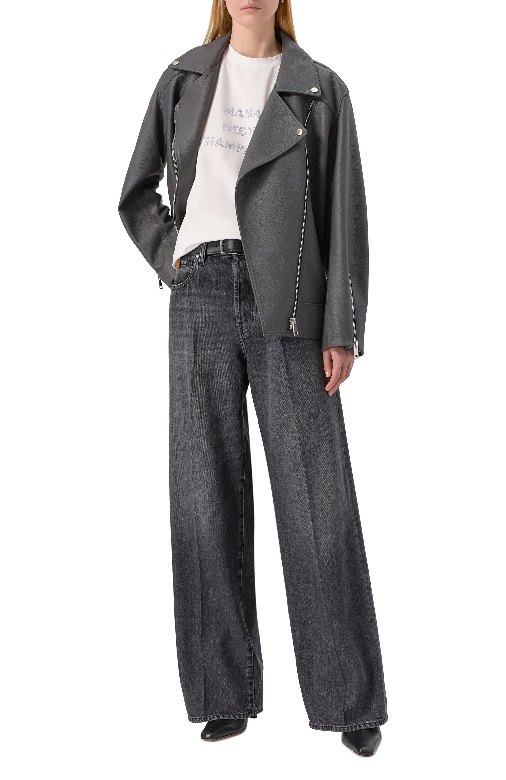 Джинсы JACOB COHEN черного цвета по цене 57650 руб., арт. 25E P/JDM_Q0039 001 T733A V1, фото 2 Джинсы JACOB COHEN, арт. 25E P/JDM_Q0039 001 T733A V1, фото 2