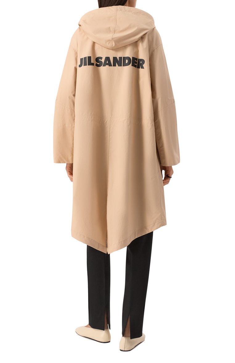 Женский хлопковый плащ JIL SANDER бежевого цвета, арт. J04AH0002-J45026 | Фото 4 (Материал внешний: Хлопок; Рукава: Длинные; Длина (верхняя одежда): До колена; Кросс-КТ: Куртка; Стили: Минимализм; Автоматизация состава: Проставлено; Автоматизация ТО: Проставлено)