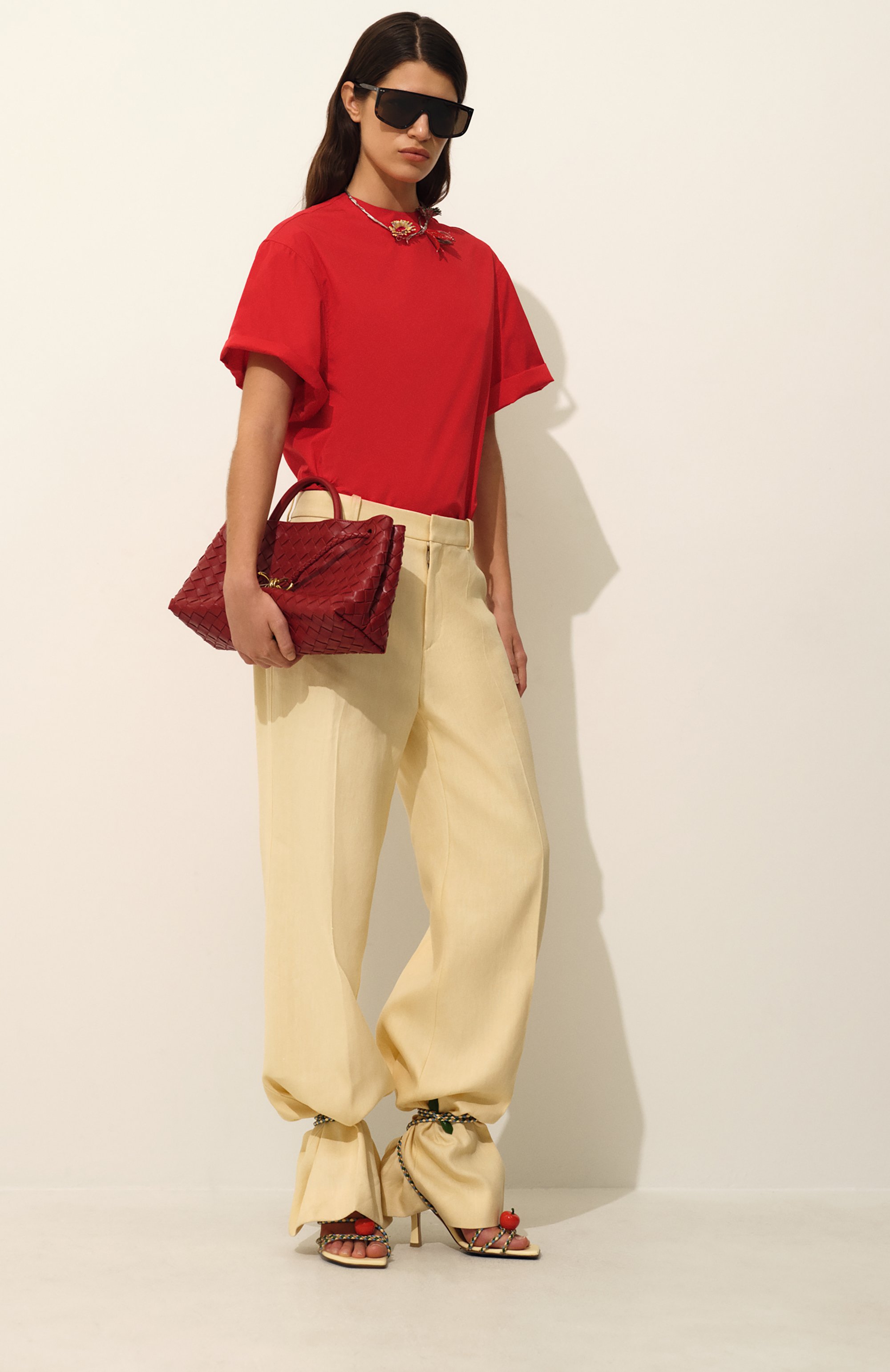 Кожаные босоножки adam BOTTEGA VENETA разноцветного цвета по цене 161000 руб., арт. 816473/VBSDG, фото 8 Кожаные босоножки adam BOTTEGA VENETA, арт. 816473/VBSDG, фото 8