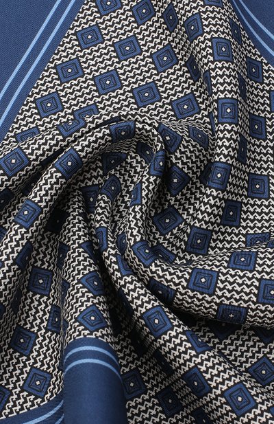 Шелковый платок ZEGNA синего цвета по цене 15650 руб., арт. Z8J06/39C, фото 2 Шелковый платок ZEGNA, арт. Z8J06/39C, фото 2