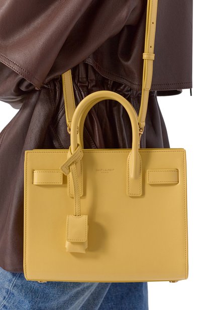 Сумка sac de jour nano SAINT LAURENT желтого цвета по цене 339000 руб., арт. 392035/02G9W, фото 2 Сумка sac de jour nano SAINT LAURENT, арт. 392035/02G9W, фото 2