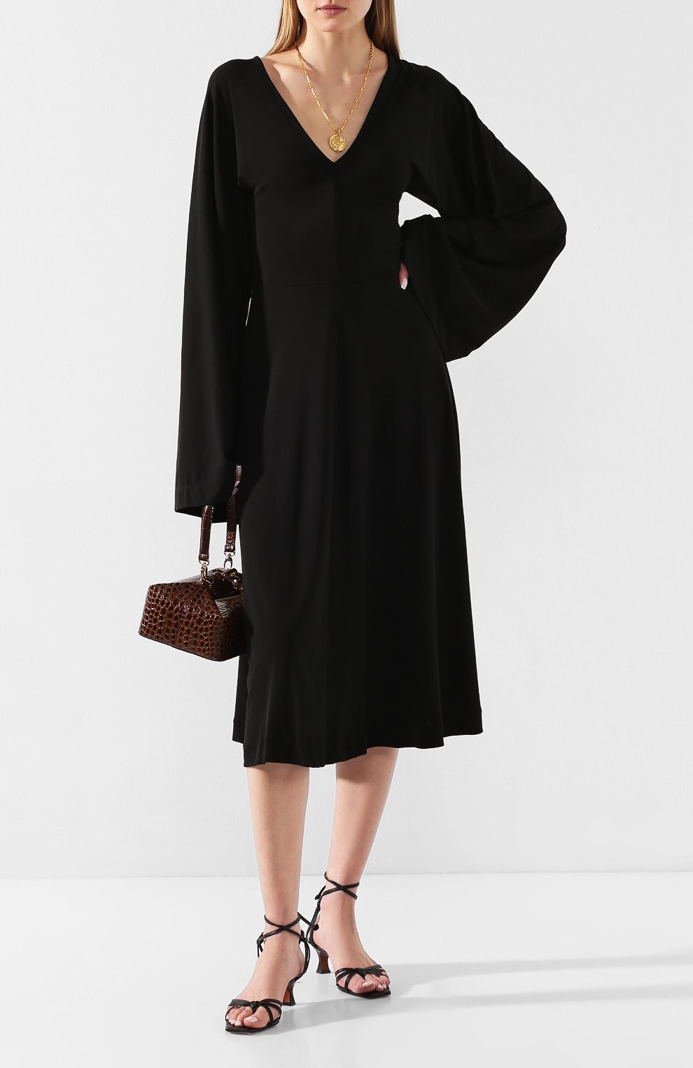 Платье TOTEME черного цвета по цене 39450 руб., арт. B0LBEC 202-611-771, фото 2 Платье TOTEME, арт. B0LBEC 202-611-771, фото 2