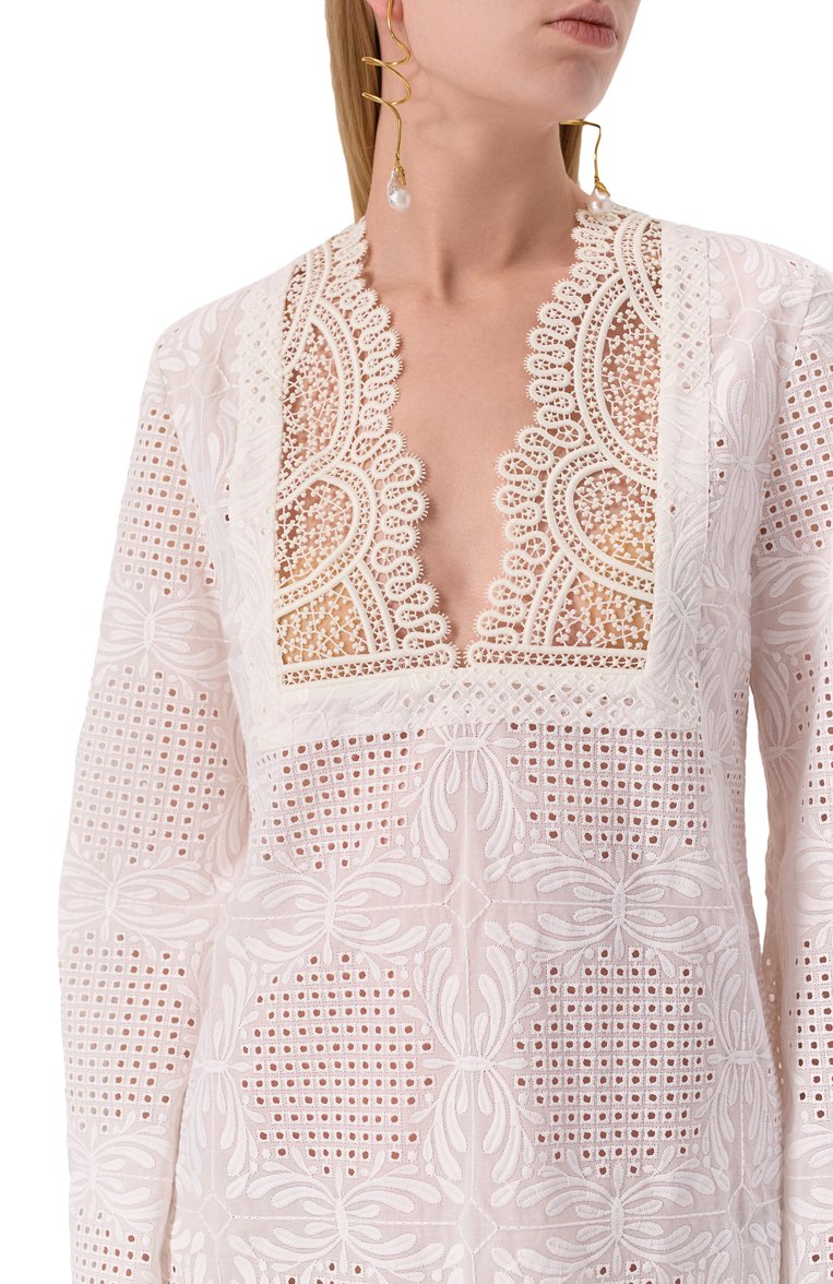 Женское платье GIAMBATTISTA VALLI белого цвета, арт. 25SSPVCL5223-25BR0 | Фото 5 (Материал сплава: Проставлено; Длина Ж (юбки, платья, шорты): Мини; Драгоценные камни: Проставлено; Рукава: Длинные; Женское Кросс-КТ: Платье-одежда; Случай: Повседневный; Стили: Кэжуэл; Материал внешний: Хлопок, Синтетический материал)