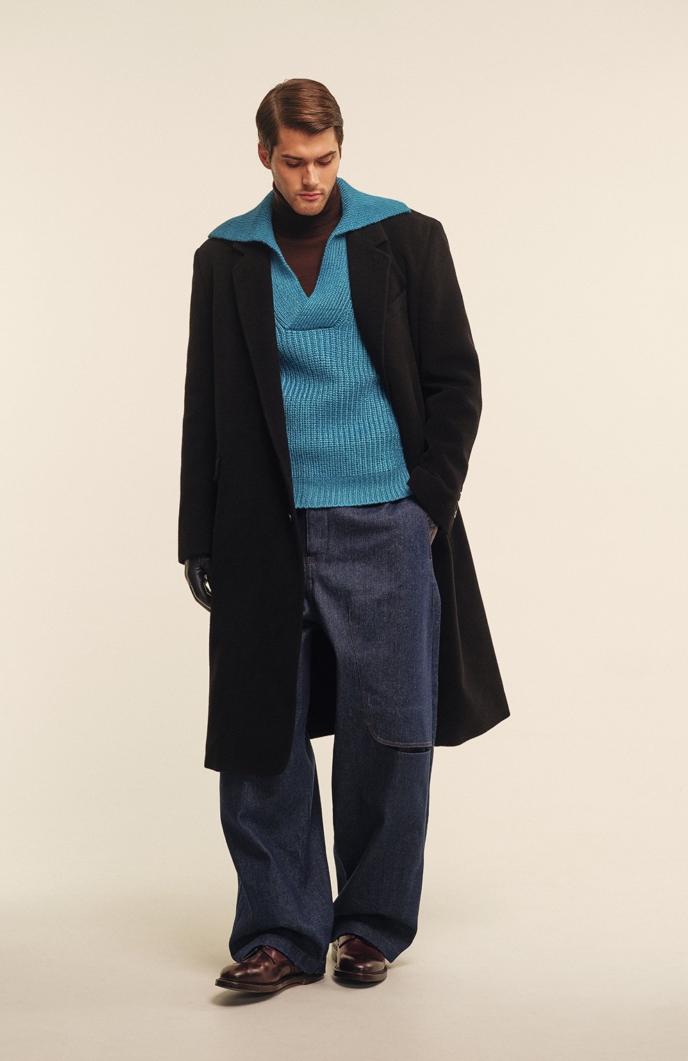 Шерстяное пальто ANN DEMEULEMEESTER черного цвета по цене 294500 руб., арт. 2202-M-C001-FA113-099, фото 7 Шерстяное пальто ANN DEMEULEMEESTER, арт. 2202-M-C001-FA113-099, фото 7