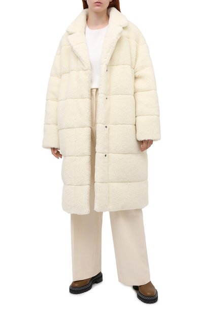 Двустороннее пальто MONCLER белого цвета по цене 128000 руб., арт. F2-093-1C519-70-C0525, фото 2 Двустороннее пальто MONCLER, арт. F2-093-1C519-70-C0525, фото 2