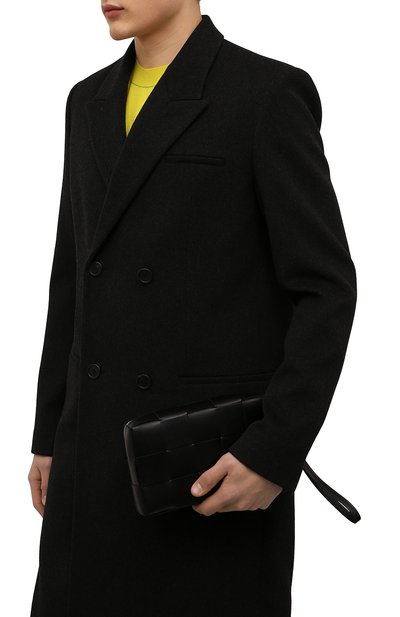 Кожаная борсетка BOTTEGA VENETA черного цвета по цене 85900 руб., арт. 679940/VBWD3, фото 2 Кожаная борсетка BOTTEGA VENETA, арт. 679940/VBWD3, фото 2