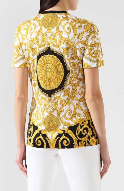 Хлопковая футболка VERSACE разноцветного цвета по цене 53900 руб., арт. A82255/A229176, фото 4 Хлопковая футболка VERSACE, арт. A82255/A229176, фото 4