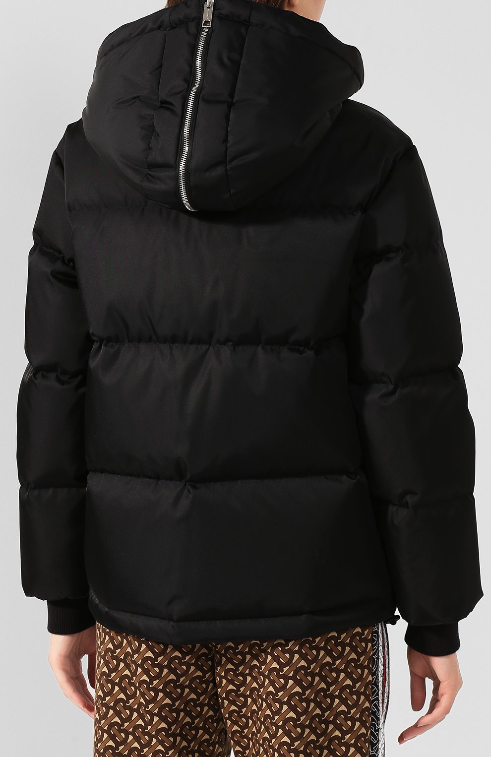 Пуховая куртка seafield BURBERRY черного цвета по цене 215500 руб., арт. 8018758, фото 4 Пуховая куртка seafield BURBERRY, арт. 8018758, фото 4