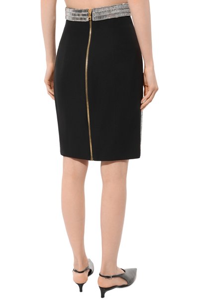 Шерстяная юбка с отделкой стразами BALMAIN черного цвета по цене 287500 руб., арт. AF0LC131PB82, фото 4 Шерстяная юбка с отделкой стразами BALMAIN, арт. AF0LC131PB82, фото 4