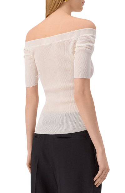 Пуловер из вискозы KHAITE кремового цвета по цене 175500 руб., арт. 9714435/K435, фото 4 Пуловер из вискозы KHAITE, арт. 9714435/K435, фото 4