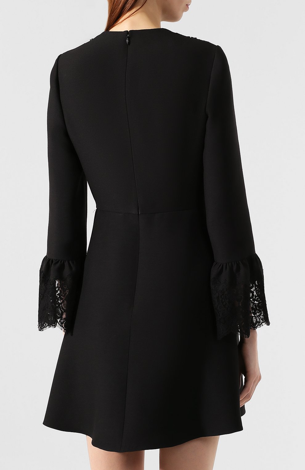 Платье из смеси шерсти и шелка VALENTINO черного цвета по цене 399500 руб., арт. SB3VANB71CF, фото 4 Платье из смеси шерсти и шелка VALENTINO, арт. SB3VANB71CF, фото 4