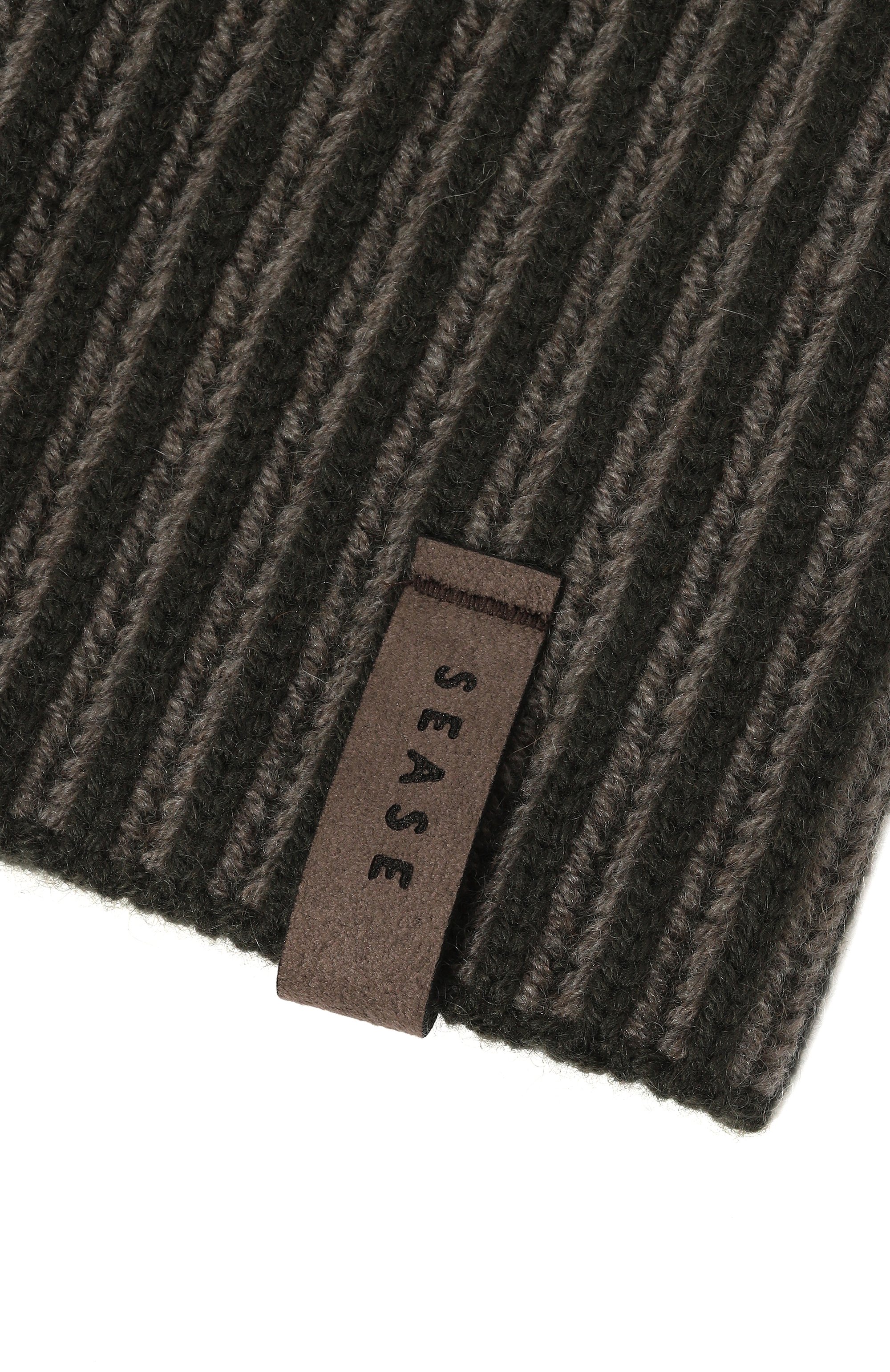 Кашемировый шарф-снуд SEASE темно-зеленого цвета по цене 69950 руб., арт. AT30R/006XG, фото 4 Кашемировый шарф-снуд SEASE, арт. AT30R/006XG, фото 4