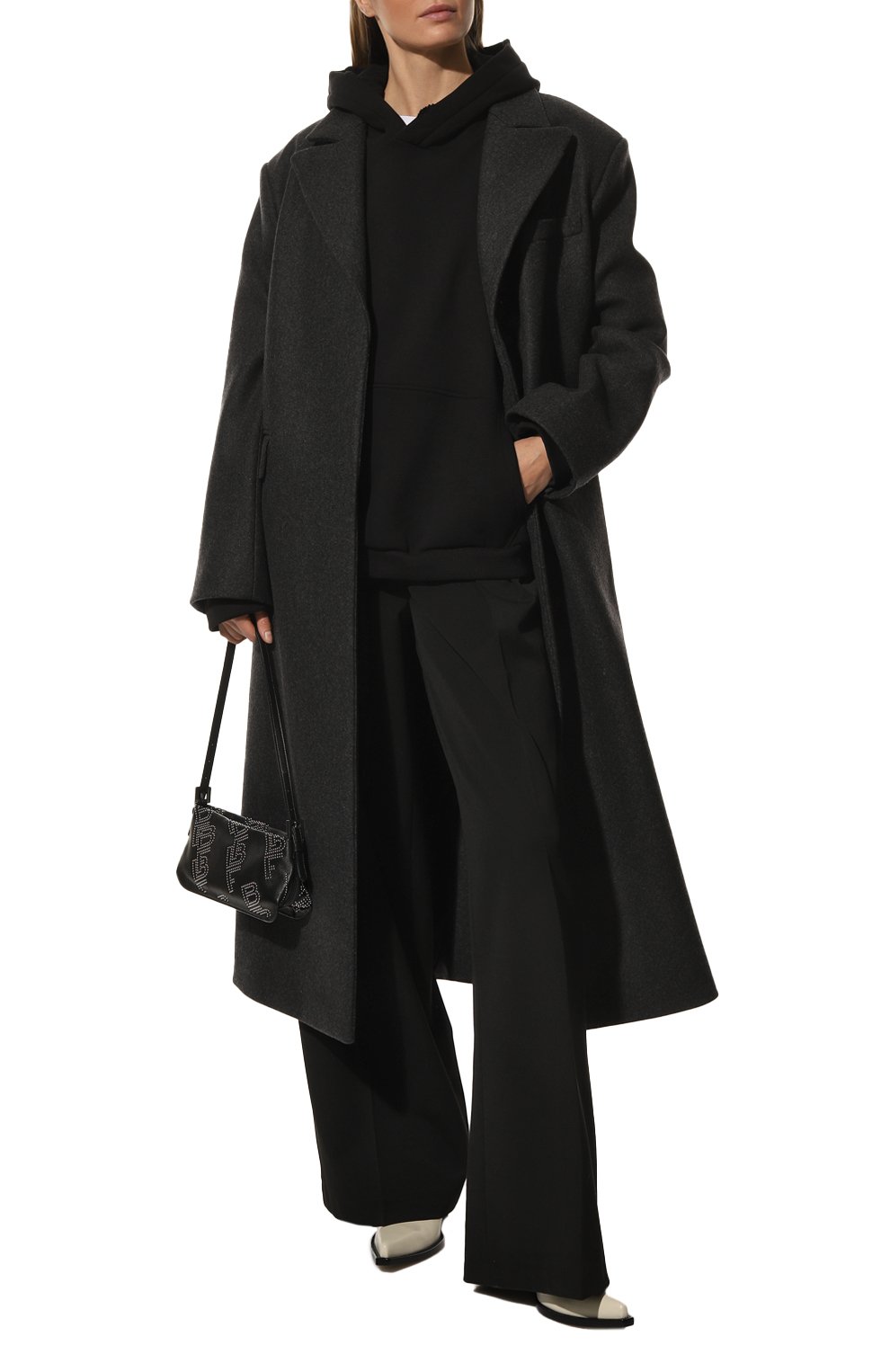 Брюки YULIAWAVE черного цвета по цене 25000 руб., арт. FW192034-1, фото 2 Брюки YULIAWAVE, арт. FW192034-1, фото 2