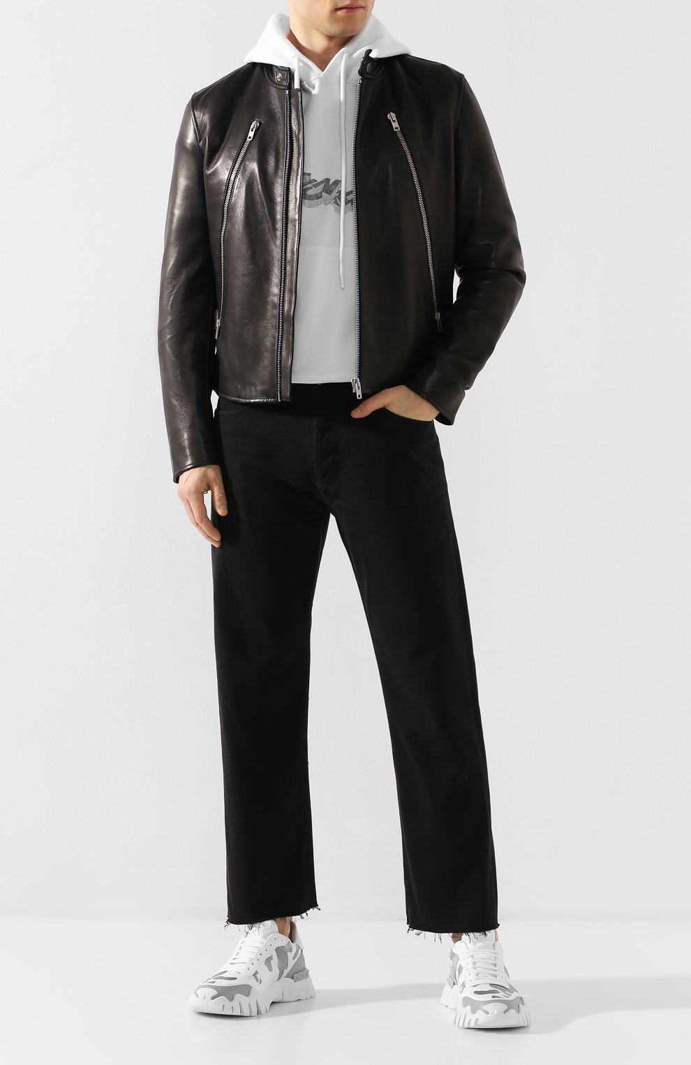 Джинсы MAISON MARGIELA черного цвета по цене 52350 руб., арт. S50LA0152/S30642, фото 2 Джинсы MAISON MARGIELA, арт. S50LA0152/S30642, фото 2