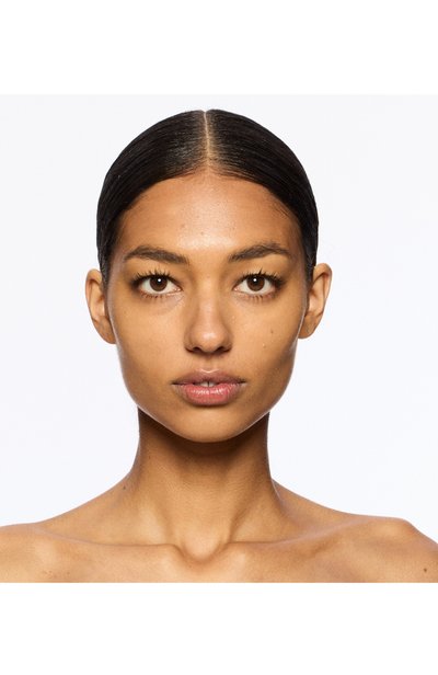 Тональный крем-стик studio radiance skin tint stick, оттенок medium deep 1 (8g) MAC цвета по цене 4350 руб., арт. SASZ-19, фото 3 Тональный крем-стик studio radiance skin tint stick, оттенок medium deep 1 (8g) MAC, арт. SASZ-19, фото 3