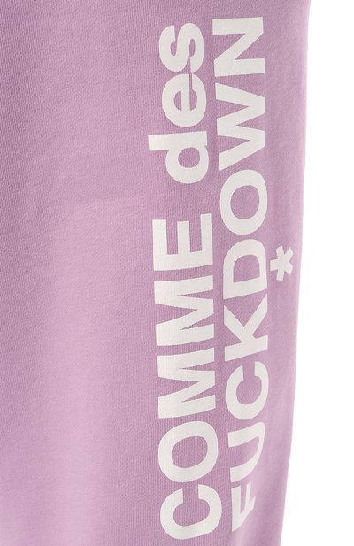 Хлопковые джоггеры COMME DES FUCKDOWN сиреневого цвета по цене 17450 руб., арт. CDFD2082, фото 5 Хлопковые джоггеры COMME DES FUCKDOWN, арт. CDFD2082, фото 5