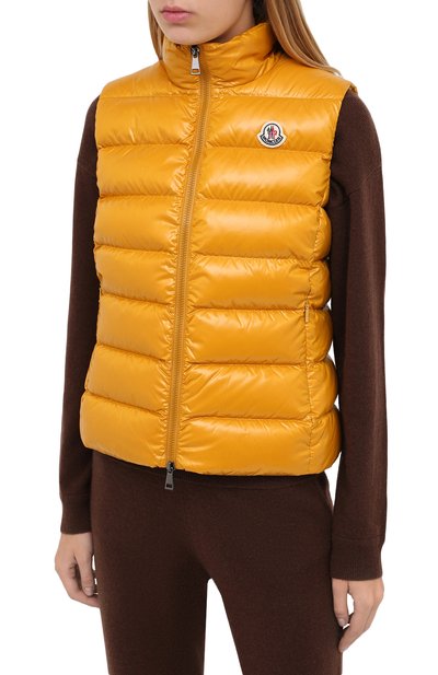 Пуховый жилет MONCLER оранжевого цвета по цене 69950 руб., арт. F2-093-1A525-00-68950, фото 3 Пуховый жилет MONCLER, арт. F2-093-1A525-00-68950, фото 3
