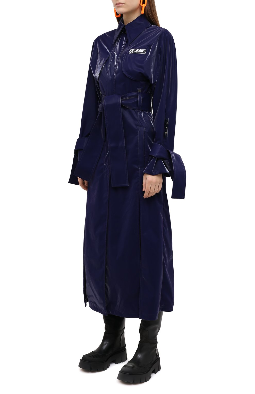 Плащ OFF-WHITE синего цвета по цене 189500 руб., арт. 0WEA233F20FAB0024500, фото 3 Плащ OFF-WHITE, арт. 0WEA233F20FAB0024500, фото 3