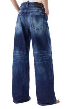 Женские джинсы 9 to 5 man DSQUARED2 синего цвета, арт. S75LB1038/S30664 | Фото 4 (Материал сплава: Проставлено; Драгоценные камни: Проставлено; Длина (брюки, джинсы): Удлиненн�ые; Материал внешний: Хлопок, Деним; Детали: Делаве; Силуэт Ж (брюки и джинсы): Широкие; Кросс-КТ: Деним; Стили: Кэжуэл)