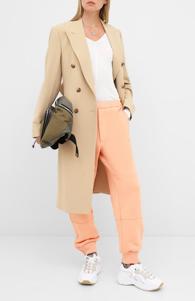 Джоггеры LACOSTE розового цвета по цене 32990 руб., арт. XH8148, фото 2 Джоггеры LACOSTE, арт. XH8148, фото 2