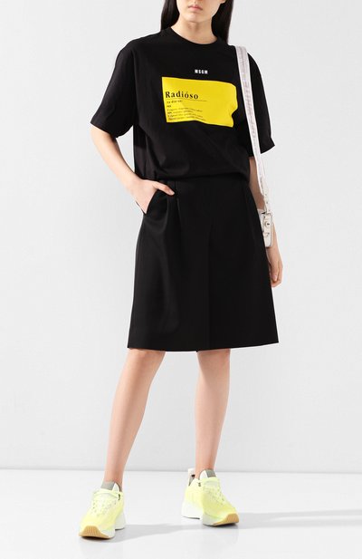 Хлопковая футболка MSGM черного цвета по цене 15150 руб., арт. 2842MDM204 207498, фото 2 Хлопковая футболка MSGM, арт. 2842MDM204 207498, фото 2