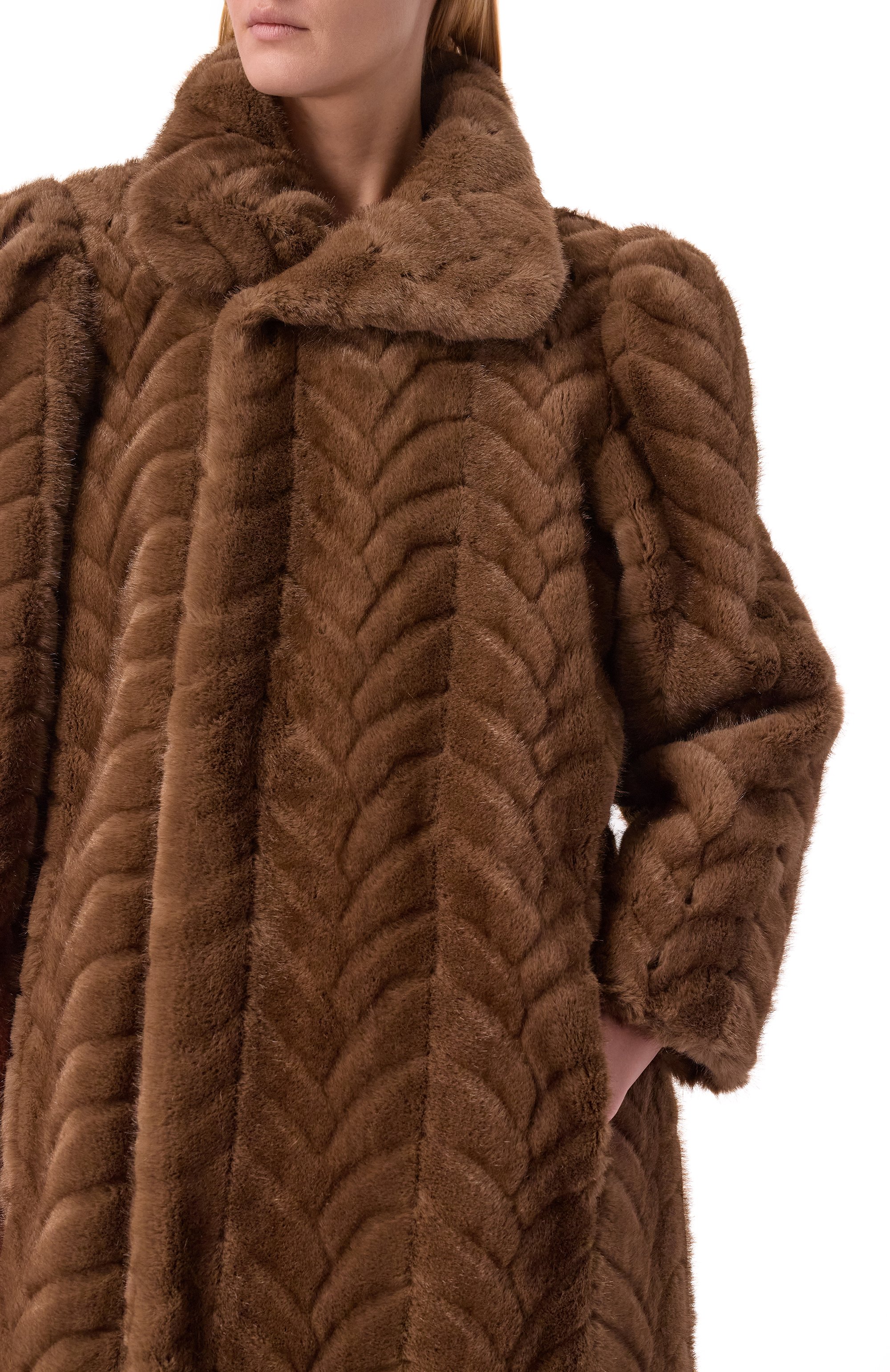 Шуба из экомеха BALENCIAGA, арт. 848877/TTQ07, фото 5