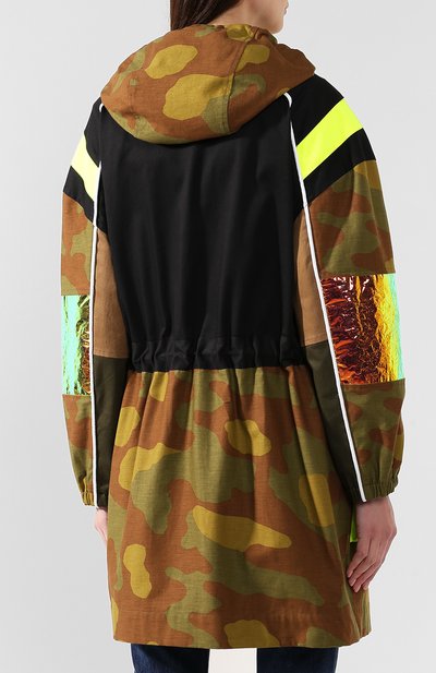 Парка DSQUARED2 разноцветного цвета по цене 168500 руб., арт. S72AA0385/S49605, фото 4 Парка DSQUARED2, арт. S72AA0385/S49605, фото 4