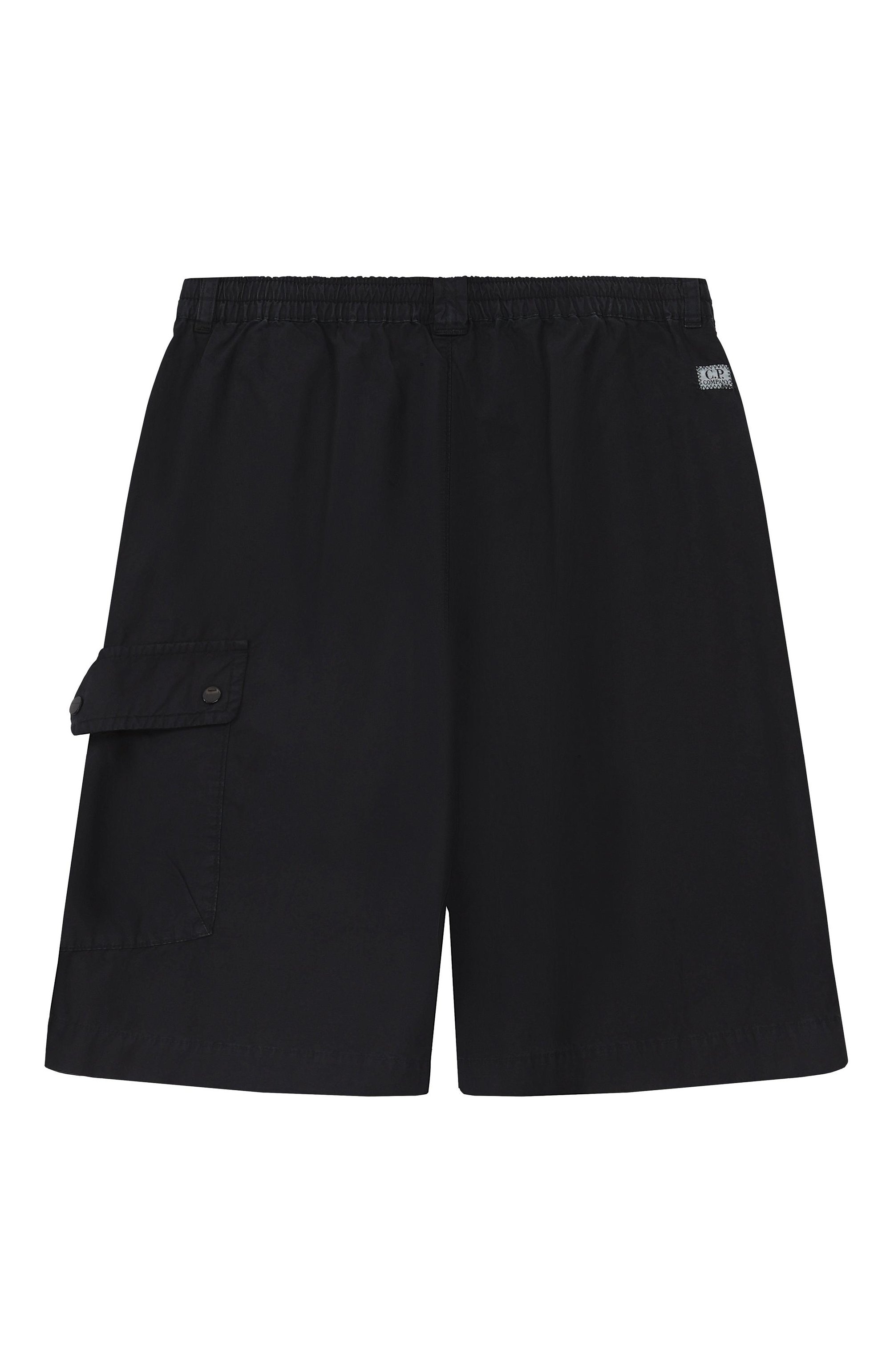 Хлопковые шорты-карго C.P. COMPANY темно-синего цвета по цене 21250 руб., арт. CUQ00G/LLC05, фото 2 Хлопковые шорты-карго C.P. COMPANY, арт. CUQ00G/LLC05, фото 2