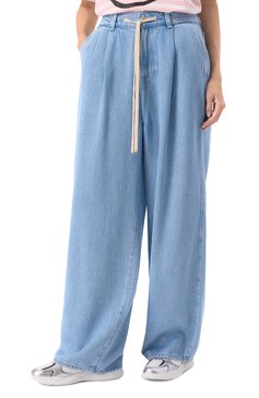 Женские джинсы 7 FOR ALL MANKIND голубого цвета, арт. JSIDC860TS | Фото 3 (Длина (брюки, джинсы): Стандартные; Драгоценные камни: Проставлено; Материал сплава: Проставлено; Кросс-КТ: Деним; Силуэт Ж (брюки и джинсы): Широкие; Стили: Кэжуэл; Материал внешний: Деним, Хлопок)