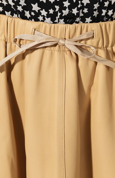 Кожаная юбка VINCE бежевого цвета по цене 124500 руб., арт. V575030503, фото 5 Кожаная юбка VINCE, арт. V575030503, фото 5