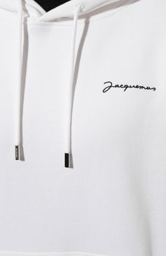 Мужской хлопковое худи JACQUEMUS белого цвета, арт. 22H245JS3102120 | Фото 5 (Рукава: Длинные; Принт: Без принта; Длина (для топов): Стандартные; Мужское Кросс-КТ: Худи-одежда; Материал сплава: Проставлено; Материал внешний: Хлопок; Стили: Спорт-шик; Драгоценные камни: Проставлено)