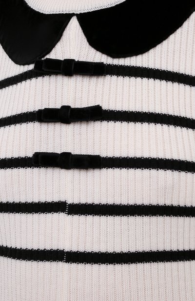Шерстяное платье REDVALENTINO кремового цвета по цене 67550 руб., арт. WR3KD02X/63U, фото 5 Шерстяное платье REDVALENTINO, арт. WR3KD02X/63U, фото 5
